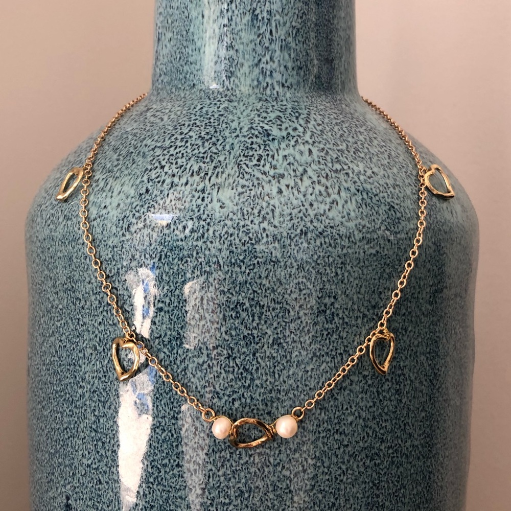 Handmade ~ Pearl and Gold Heart Necklace